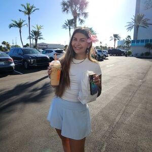 Meet your Posher, Megan